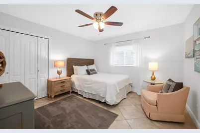 707 96th Avenue N, Naples, FL 34108 - Photo 17