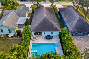 707 96th Ave N, Naples, FL 34108 - Photo 31