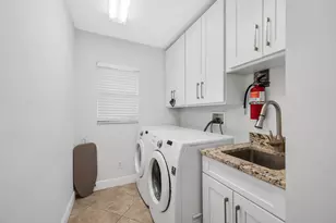 707 96th Ave N, Naples, FL 34108 - Photo 21