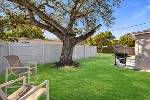 3954 Coconut Cir N, Naples, FL 34104 - Photo 31