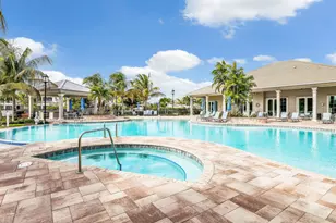 268 Indies Dr E, Naples, FL 34114 - Photo 33