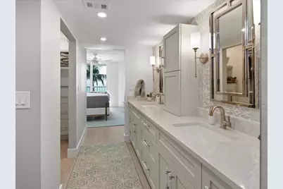 990 Cape Marco #307, Marco Island, FL 34145 - Photo 23