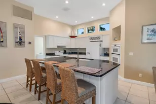 934 Marble Dr, Naples, FL 34104 - Photo 9