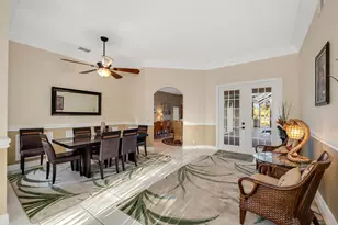 934 Marble Dr, Naples, FL 34104 - Photo 5