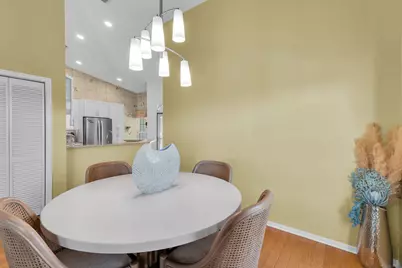 162 Newport Drive #1207, Naples, FL 34114 - Photo 5