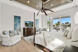 689 Pelican Ct, Marco Island, FL 34145 - Photo 11