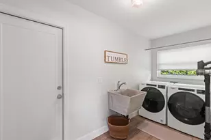 403 Grenada Ave, Naples, FL 34113 - Photo 15