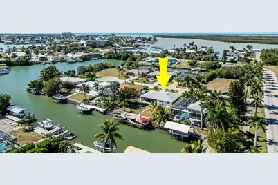 403 Grenada Avenue, Naples, FL 34113 - Photo 3