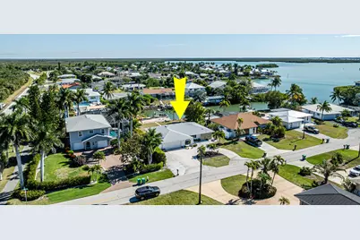 403 Grenada Avenue, Naples, FL 34113 - Photo 29