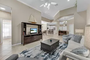 104 Glen Eagle Cir, Naples, FL 34104 - Photo 3