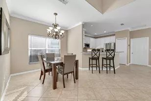 104 Glen Eagle Cir, Naples, FL 34104 - Photo 7