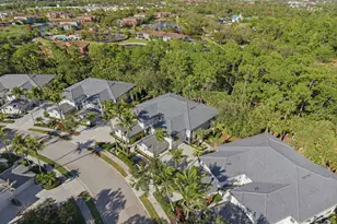 2012 Tarpon Bay Dr N, Naples, FL 34119 - Photo 31