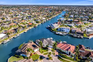 829 Bluebonnet Ct, Marco Island, FL 34145 - Photo 47