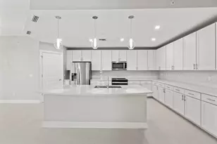 196 Indies Dr E, Naples, FL 34114 - Photo 5