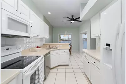 10717 Maui Circle, Estero, FL 33928 - Photo 33