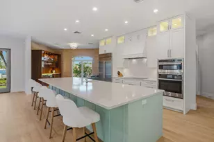 535 Inlet Dr, Marco Island, FL 34145 - Photo 9