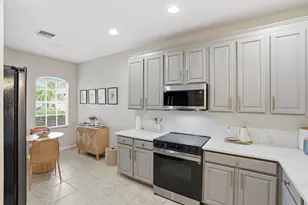 14282 Manchester Dr, Naples, FL 34114 - Photo 13