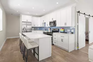 232 Harbor Pl N, Goodland, FL 34140 - Photo 11