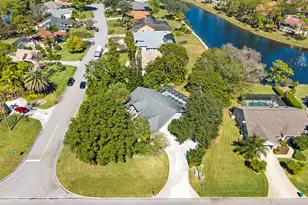 60 Brampton Ln, Naples, FL 34104 - Photo 53