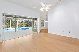 60 Brampton Ln, Naples, FL 34104 - Photo 5