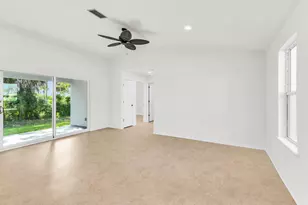 200 Cays Dr, Naples, FL 34114 - Photo 7