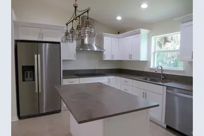 200 Cays Drive, Naples, FL 34114 - Photo 9
