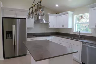 200 Cays Dr, Naples, FL 34114 - Photo 9