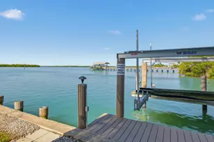 105 W Pago Pago Dr, Naples, FL 34113 - Photo 55