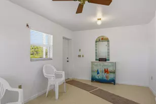 105 W Pago Pago Dr, Naples, FL 34113 - Photo 41