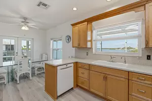 105 W Pago Pago Dr, Naples, FL 34113 - Photo 25