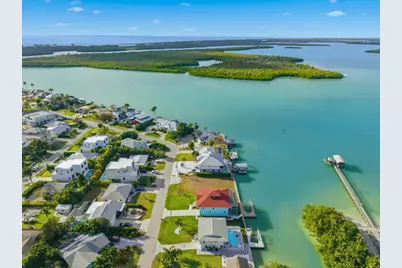 107 W Pago Pago Drive #ISLES OF CAPRI NO 2, Naples, FL 34113 - Photo 13