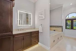 137 Hollyhock Ct, Marco Island, FL 34145 - Photo 19