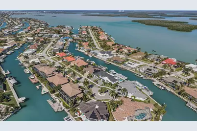 137 Hollyhock Court, Marco Island, FL 34145 - Photo 47