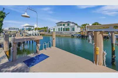 137 Hollyhock Court, Marco Island, FL 34145 - Photo 39