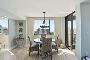 17 Bluebill Ave, Naples, FL 34108 - Photo 11