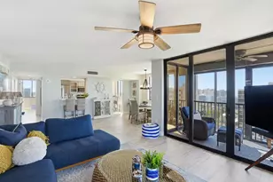 17 Bluebill Ave, Naples, FL 34108 - Photo 3