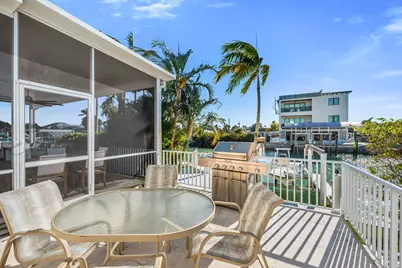 132 E Hilo Street, Naples, FL 34113 - Photo 7