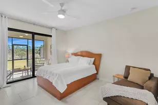 1574 Oceania Dr S, Naples, FL 34113 - Photo 9