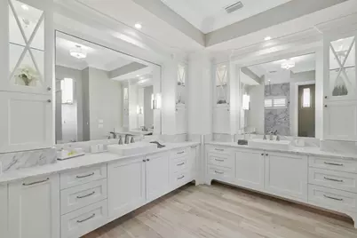 564 Spinnaker Drive, Marco Island, FL 34145 - Photo 13