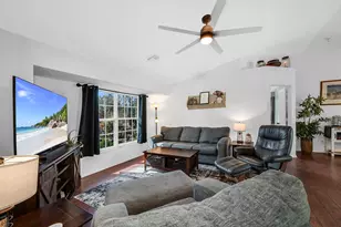 4105 2nd Ave NE, Naples, FL 34120 - Photo 7