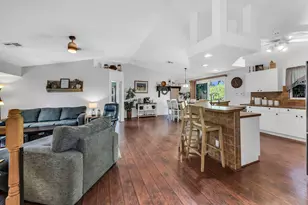 4105 2nd Ave NE, Naples, FL 34120 - Photo 5