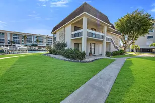 881 Panama Ct, Marco Island, FL 34145 - Photo 29