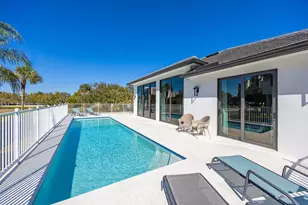 740 Seagrape Dr, Marco Island, FL 34145 - Photo 23