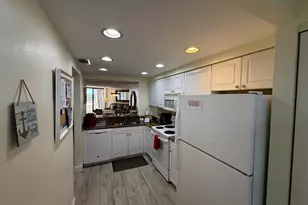 380 Seaview Ct, Marco Island, FL 34145 - Photo 9