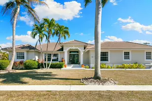 349 Lamplighter Dr, Marco Island, FL 34145 - Photo 1