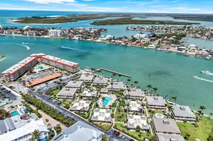 1215 Edington Pl, Marco Island, FL 34145 - Photo 27