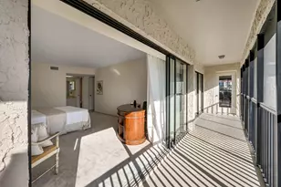 881 Panama Ct, Marco Island, FL 34145 - Photo 25