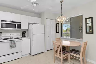 1001 Eastham Way, Naples, FL 34104 - Photo 7