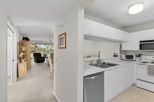 1001 Eastham Way, Naples, FL 34104 - Photo 7