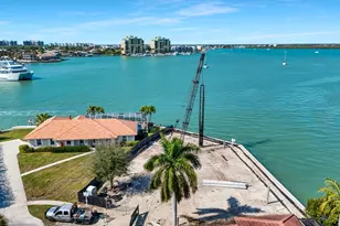 1231 Redwood Ct, Marco Island, FL 34145 - Photo 5